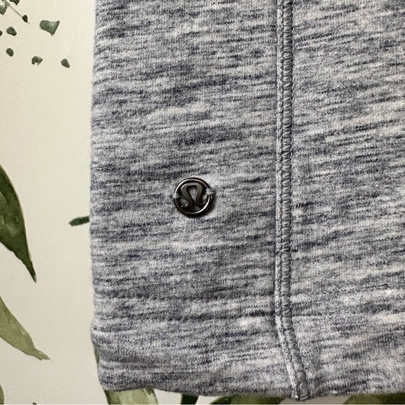 Lululemon Cut Above T Shirt Dress. Blue Heather. Size 4. Minor flaw. - Picture 9 of 10